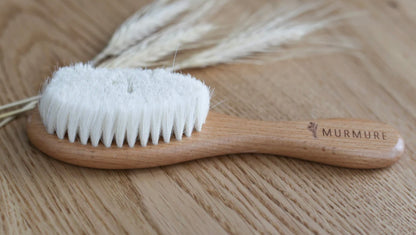 Brosse à cheveux en bois pour bébé